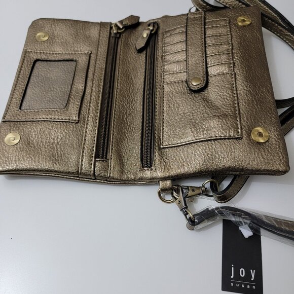 NWT Joy Susan Metallic Gold Crossbody Wristlet Wallet - Picture 4 of 13